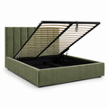 Lit coffre en velours vert sauge avec sommier relevable 160x200 cm